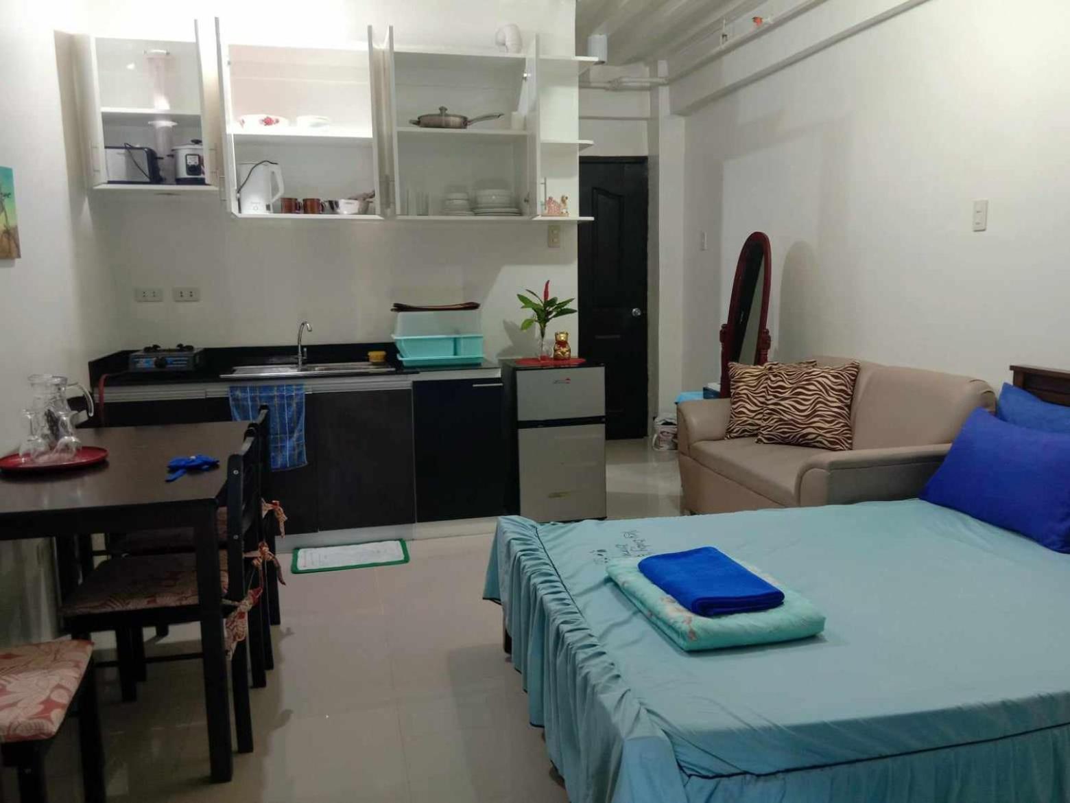 Jen'S Apartment Manila Exteriör bild